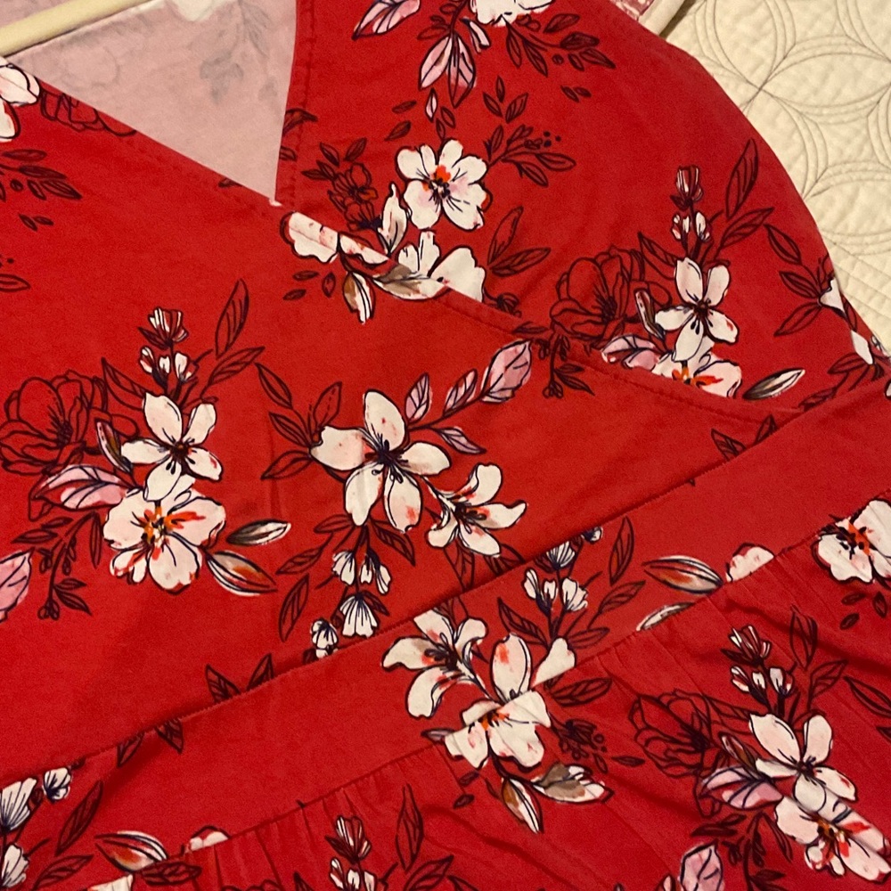 41 Hawthorn Red Floral Maxi Dress - Picture 6 of 6